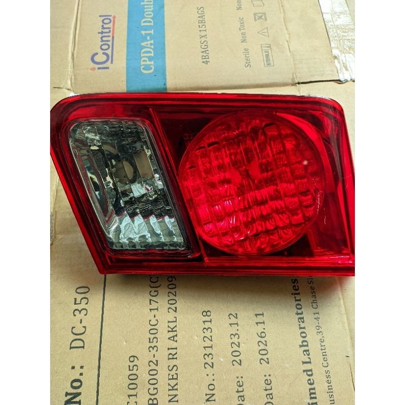 stoplamp lampu belakang bagasi Honda Civic Century/ Civic vtis Civic ES 2001-2006