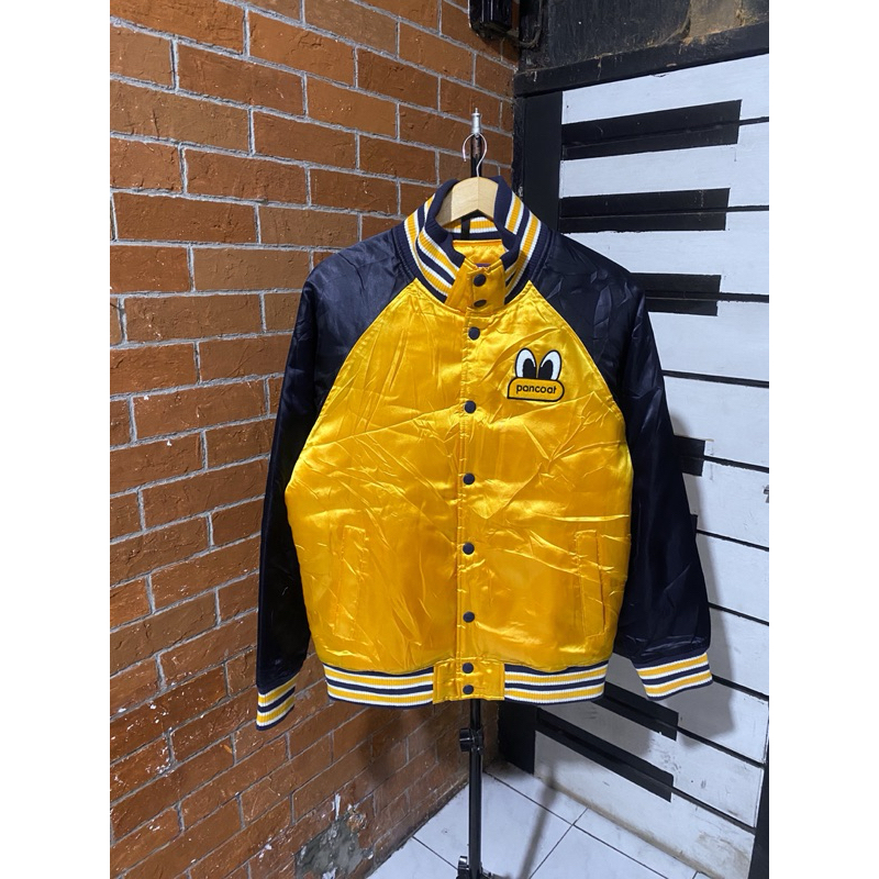 jaket varsity  big logo PANCOAT