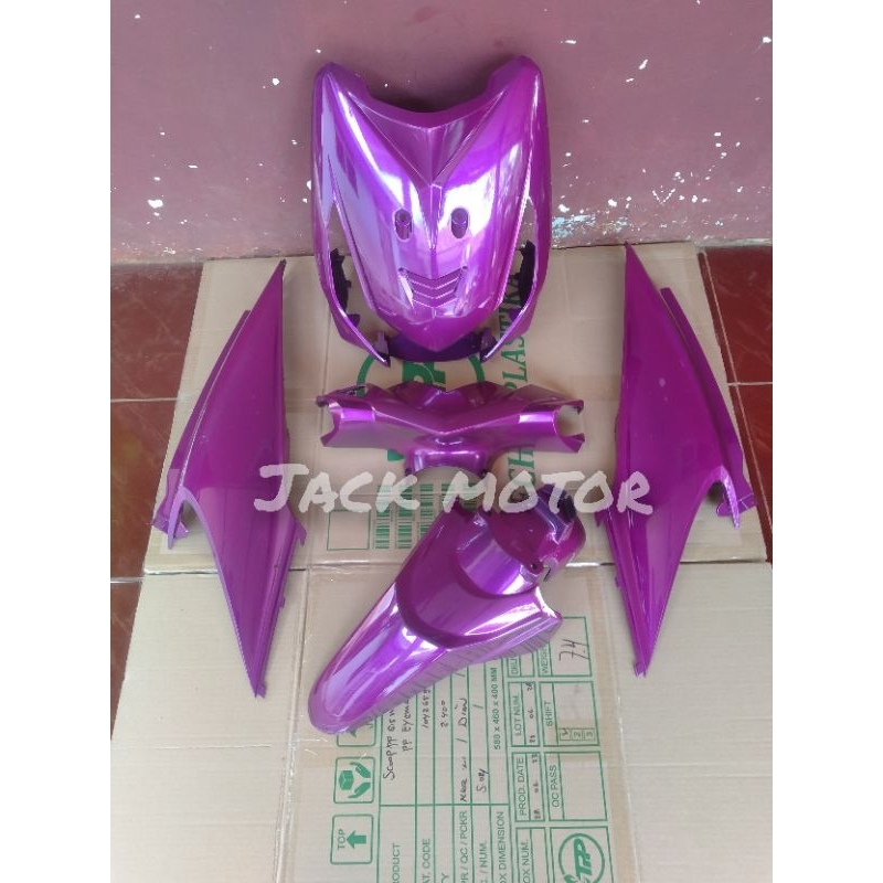 full body halus Honda beat karbu warna ungu magenta custom