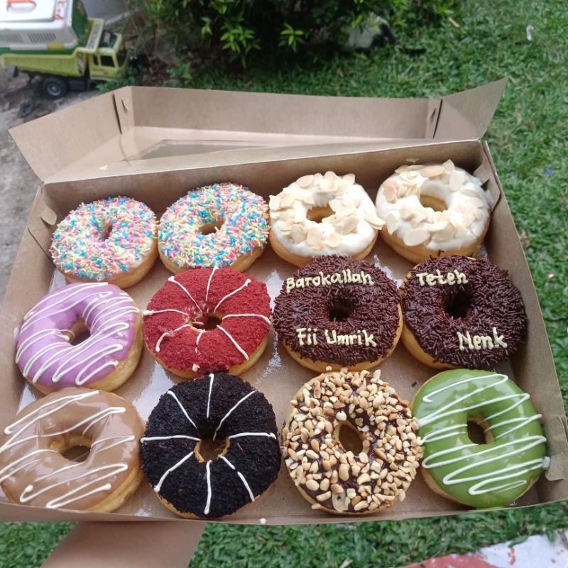 

donat reguler isi 12