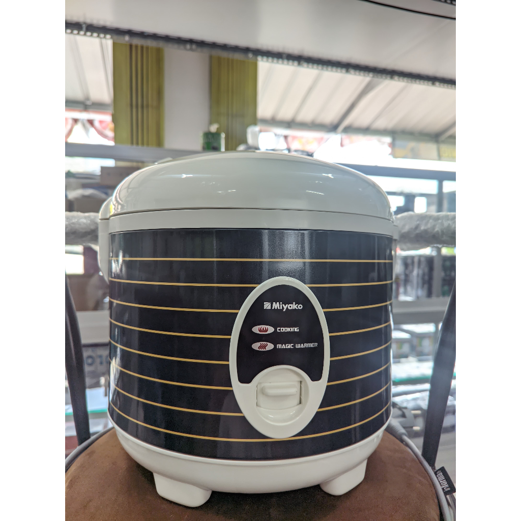 penanak nasi serbaguna miyako