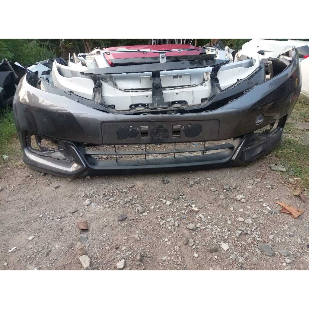 Bemper Depan Honda Mobilio Tipe E