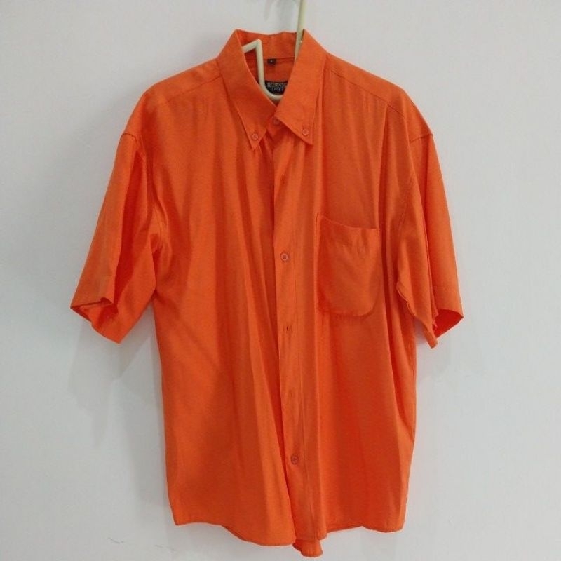 (PRELOVED) KEMEJA PRIA MILAZIO ORANGE