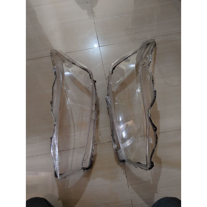 mika lampu depan yaris  original toyota 2014-2017