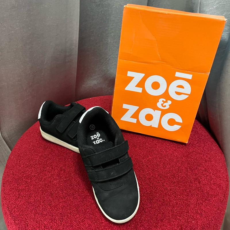 Sepatu anak zoe & zac - PRELOVED