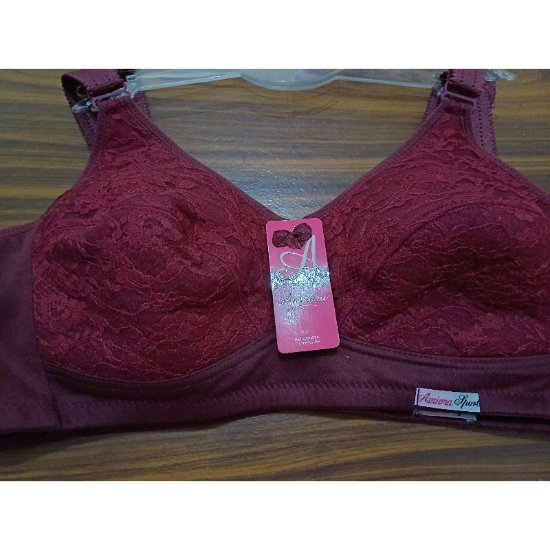 sport bra merah renda size 42