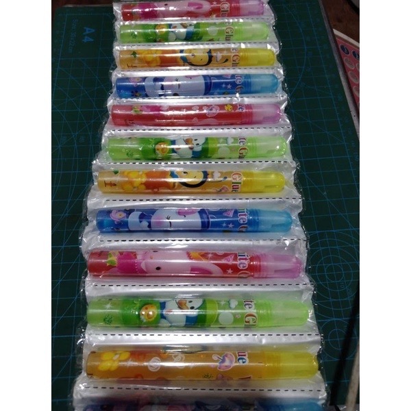 

LEM STIK KECIL /LEM AMPLOP / GLUE STICK KARAKTER