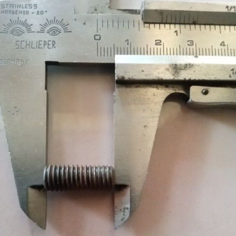 BAUT L TANPA KEPALA 8×20mm