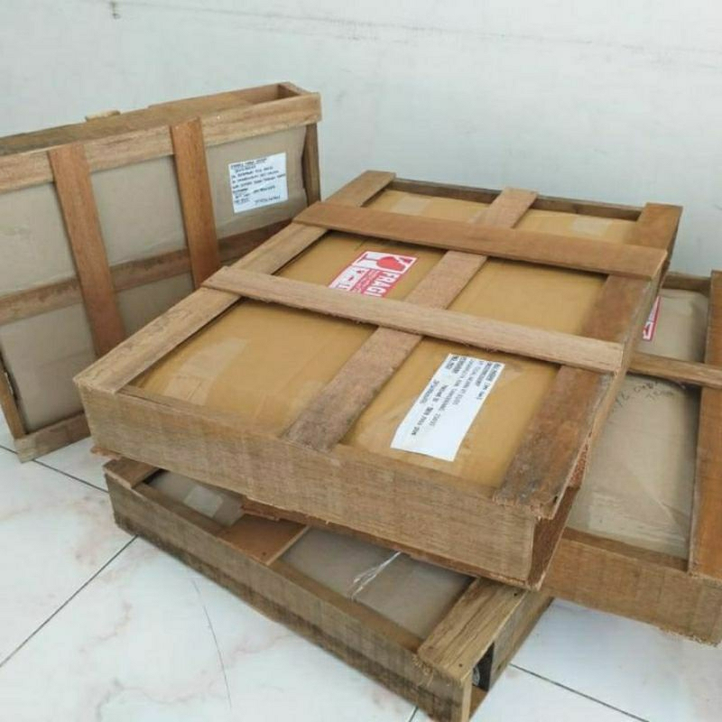 

Tambahan Packing Kayu Untuk Pengiriman Luar Kota