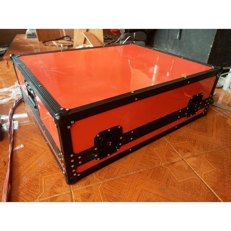 custom hardcase mixer 16 channel