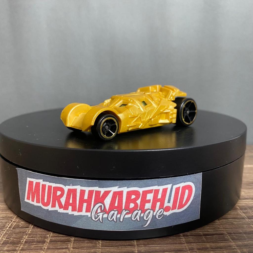 Hot Wheels Batman The Dark Knight Batmobile (Tumbler) - Mystery Model 2017