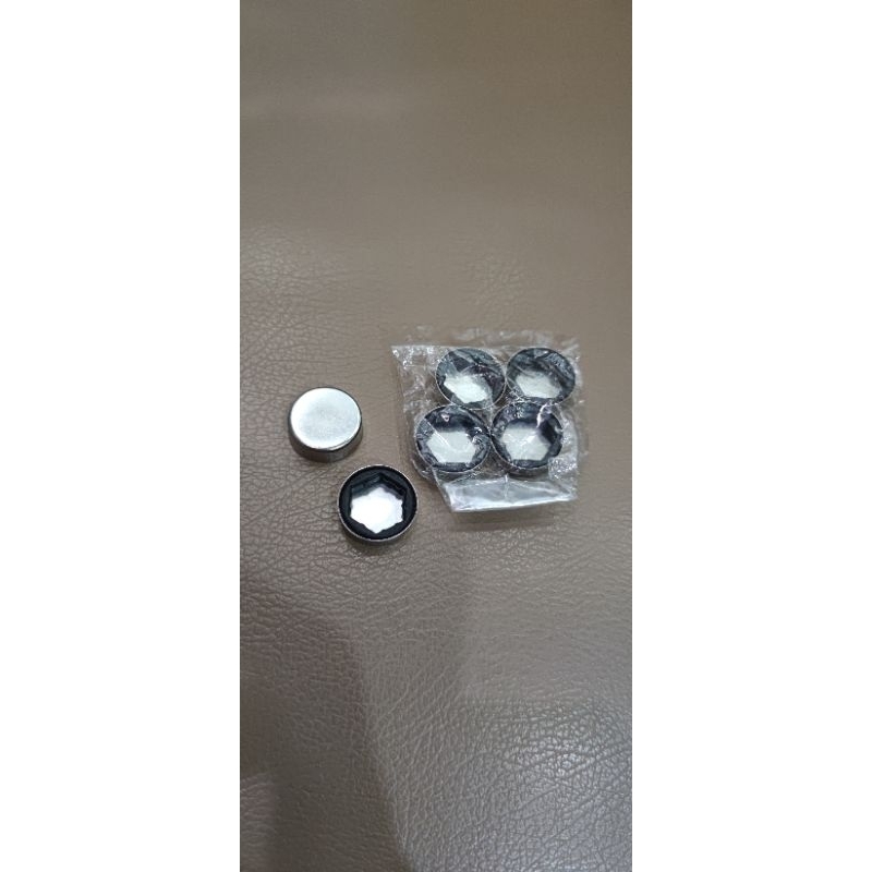 tutup baut mur 12-14