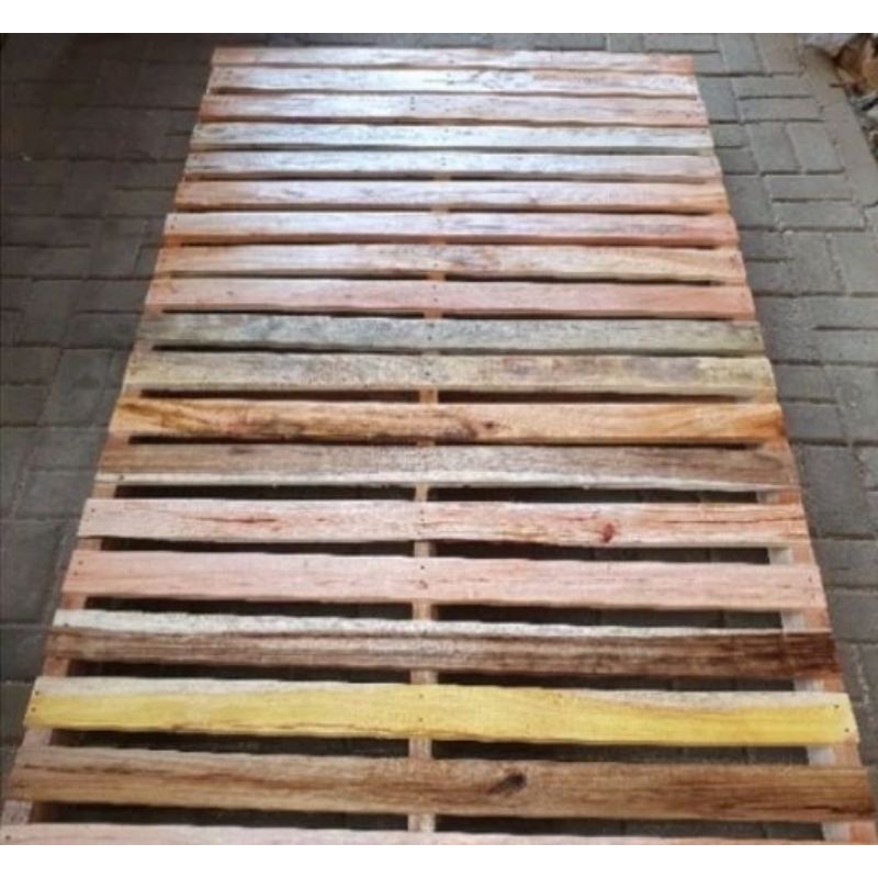 

palet kayu lokal ukuran (160×100) (180×100)