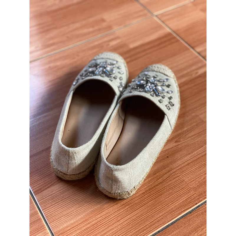 Coline sepatu preloved