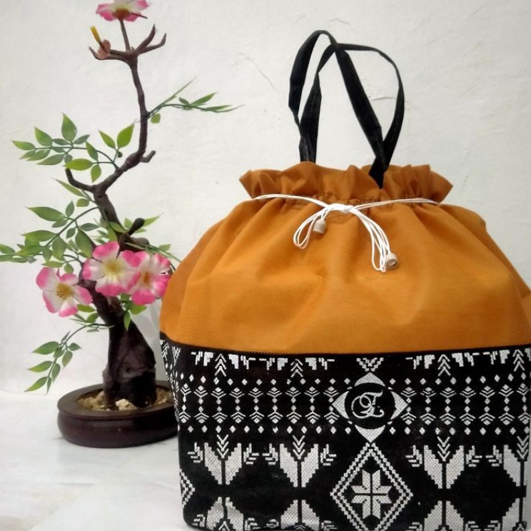 

Potongan Diskon TAS BERKAT TAS HAJATAN TAS GODIE BAG KOTAK NASI 22 22 MEWAH MURAH