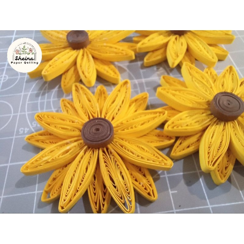 

Aplikasi Scrapbook Paper Quilling Bunga Matahari Per Satuan [Tinggal Tempel]