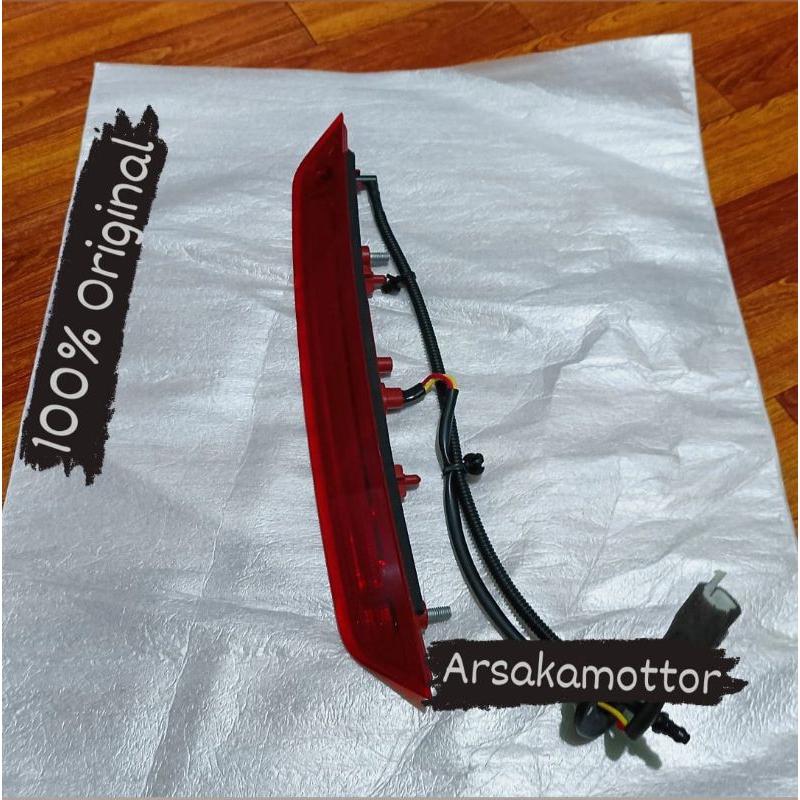 lampu spoiler lampu stop lampu atas bagasi wuling almaz confero original