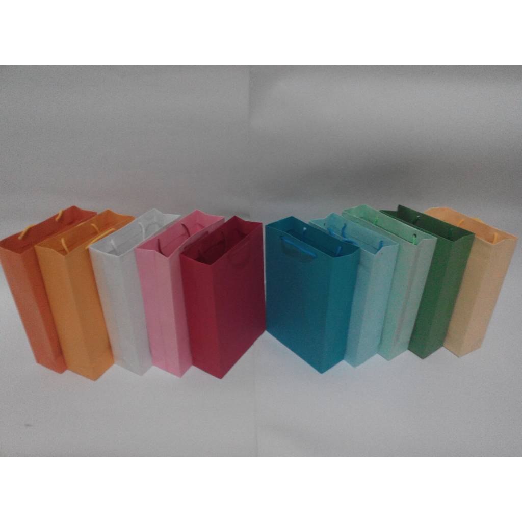 

Paperbag BC warna uk 15x9x21