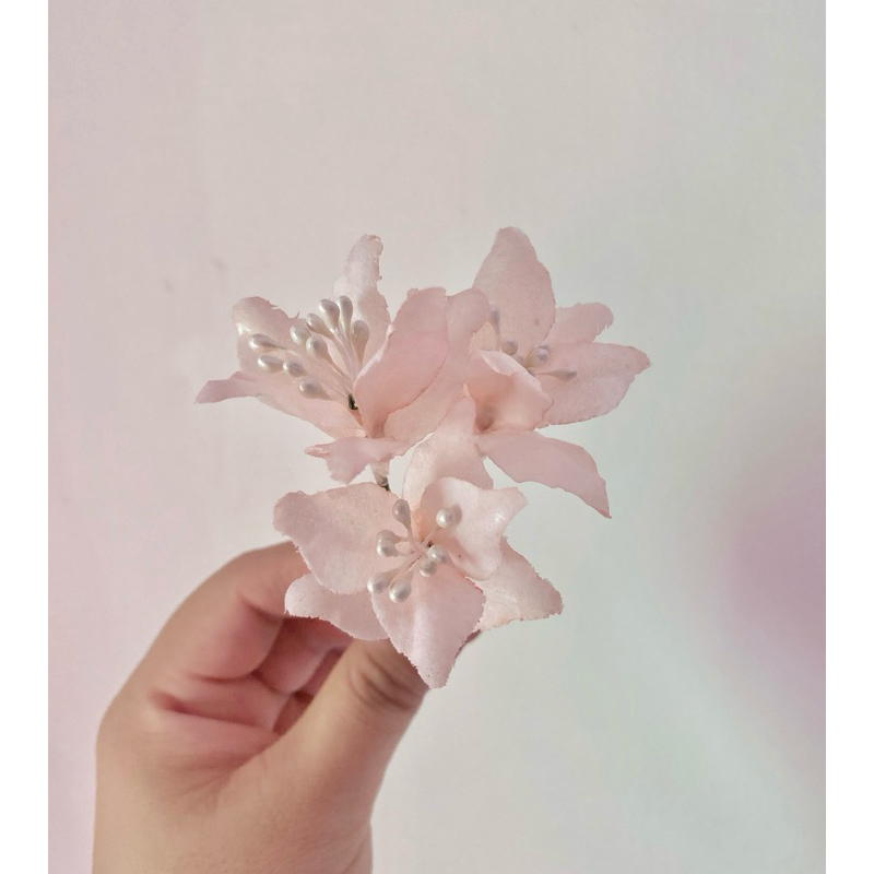 

Wafer paper flower filler soft pink per 1pcs
