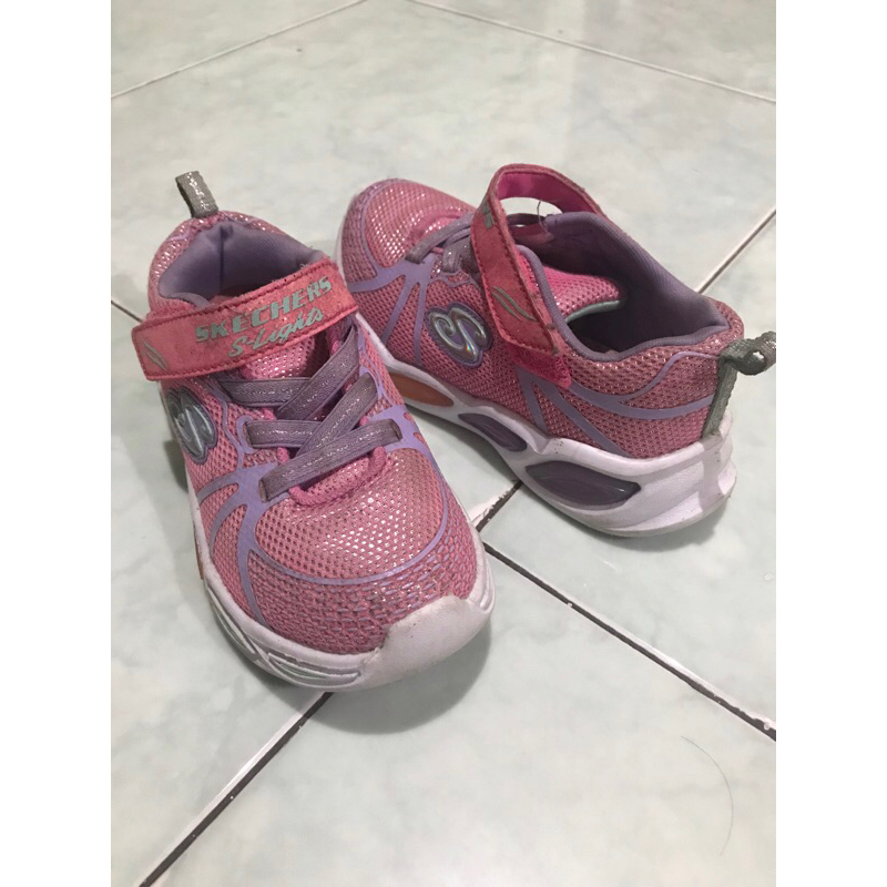 PRELOVED sepatu anak perempuan Skechers