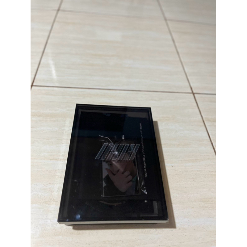 Album Ikon New Kids Repackage Black Version Fullset