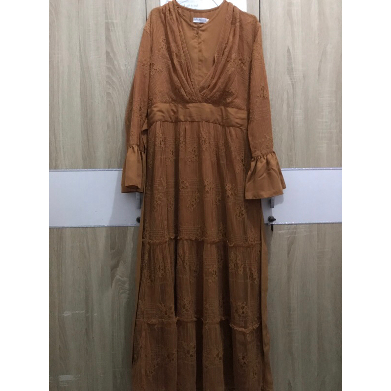 Preloved Lady Brocade By Kinarascarves