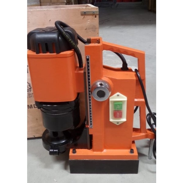 Bor Magnet Leopard 32mm 220 Volt 1 Phase Bor Magnet Magnetic Drill