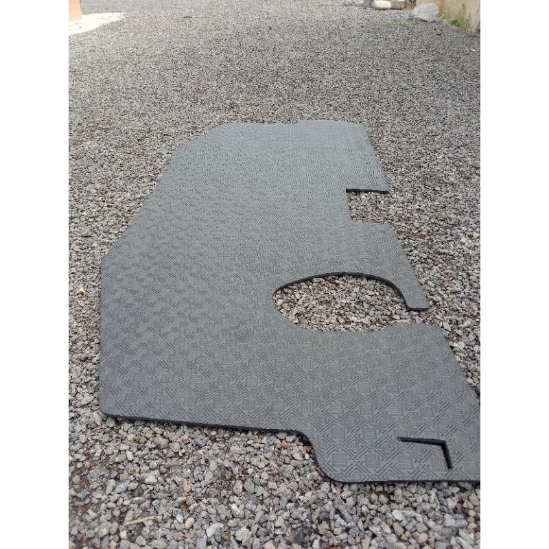 Karpet mobil L300/karpet mobil depan L300 /karpet kabin L300 / karpet alas kaki L300