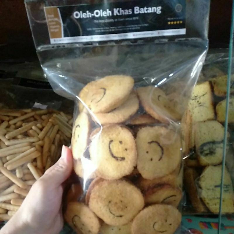 

BOLU KAPAL - BOLU KERING - Bolu Gambar Bunga