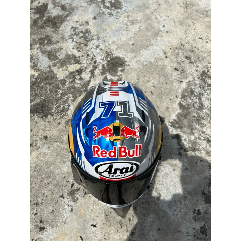 helm cetakan arai