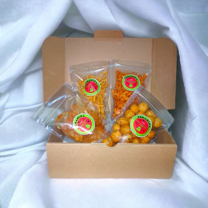 

HAMPERS CEMANGKA 4PCS/HAMPERS CEMILAN/HAMPERS CEMILAN PEDAS/HAMPERS MAKANAN RINGAN