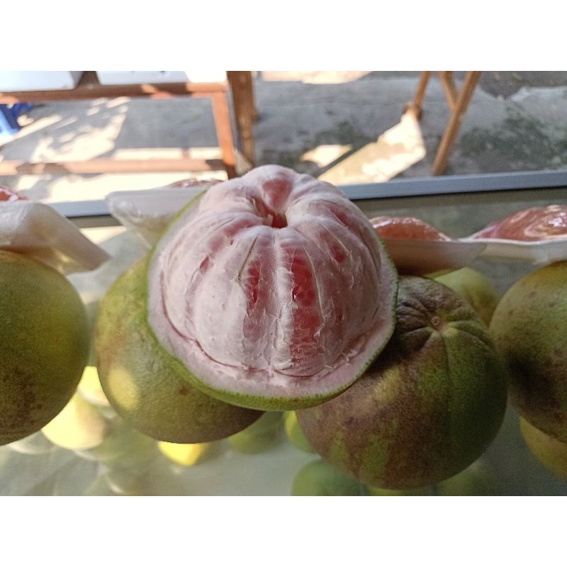 

buah pamelo madu PREMIUM MANIS