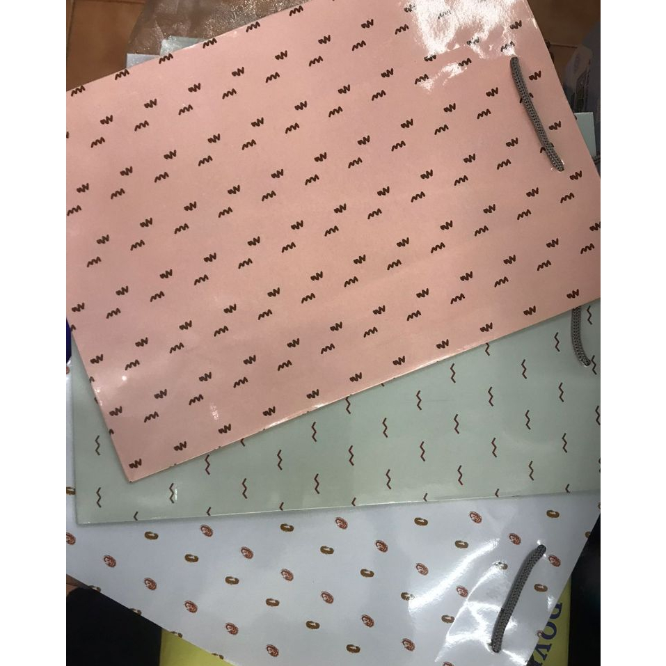 

Paper Bag Minimalis 2022 [INA]/Paper Bag/Goodie Bag/Tote Bag