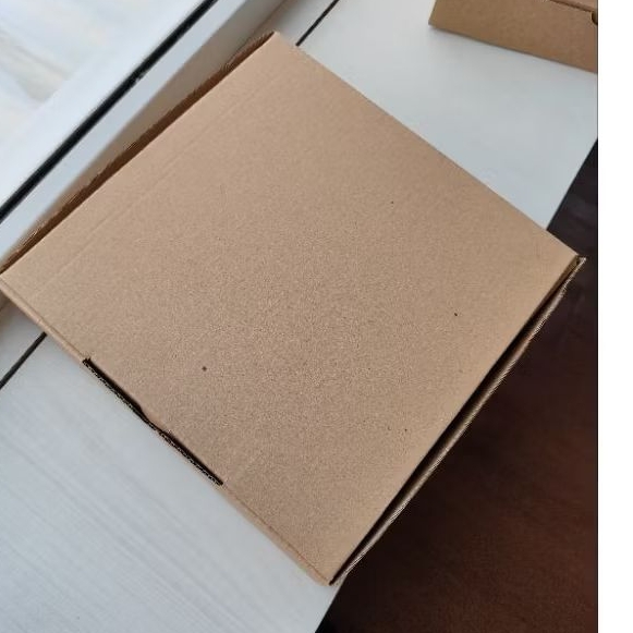 

kotak/dus eflute 30x30x5 polos