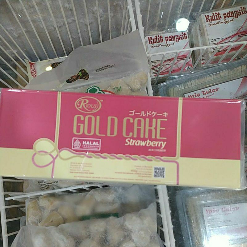 

GOLD CAKE STRAWBERRY BESAR