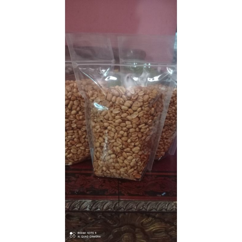 

KACANG TOJIN