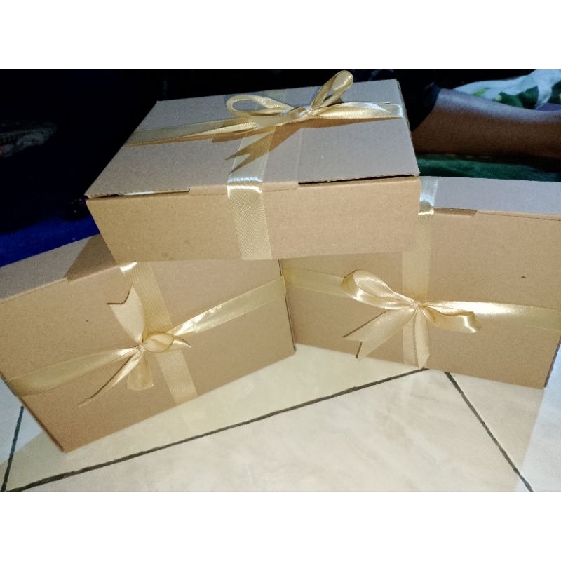 

BOX Gift pita (tambahan pesanan)