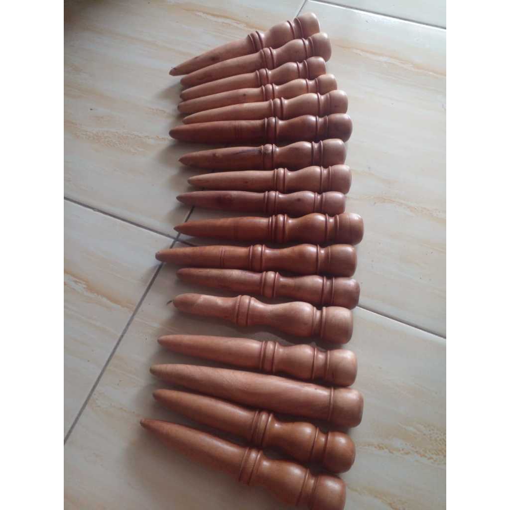 Alat Pijat Terapi Tradisional Kayu Stigi