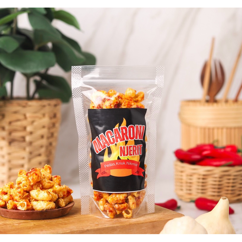 

Makacaroni Bantet pedas manis/50gram/Snack murah/makroni pedas