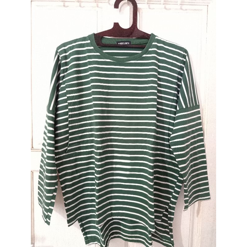 Preloved Kaos Busui By Meldev