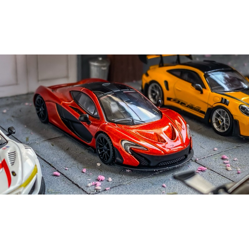 Kyosho Mclaren P1