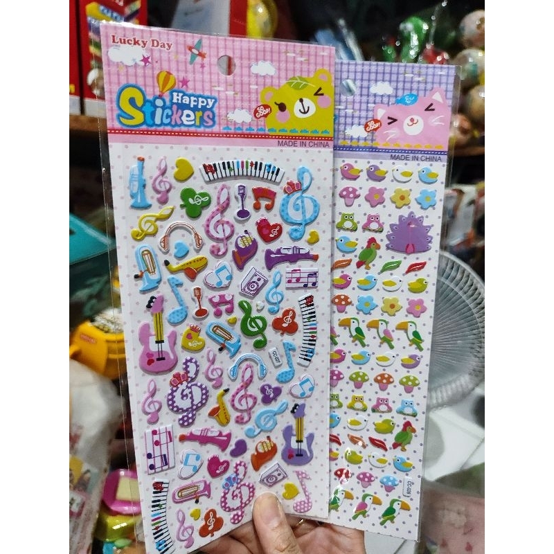 

Mainan Anak Stiker Timbul Random Motif