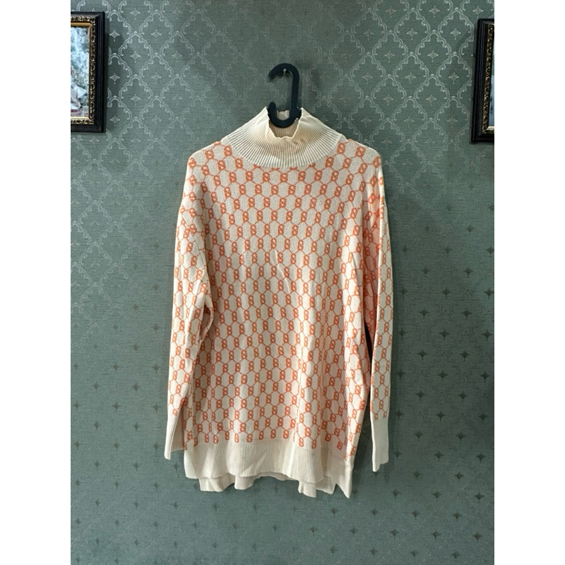 Preloved Buttonscarves Signature Comfy Size M