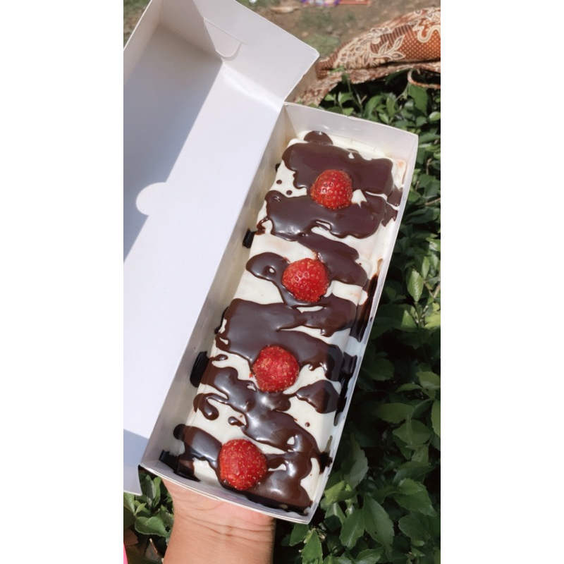 

Cheesecuit box premium