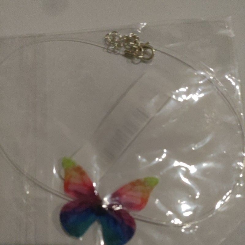 kalung kupu-kupu choker