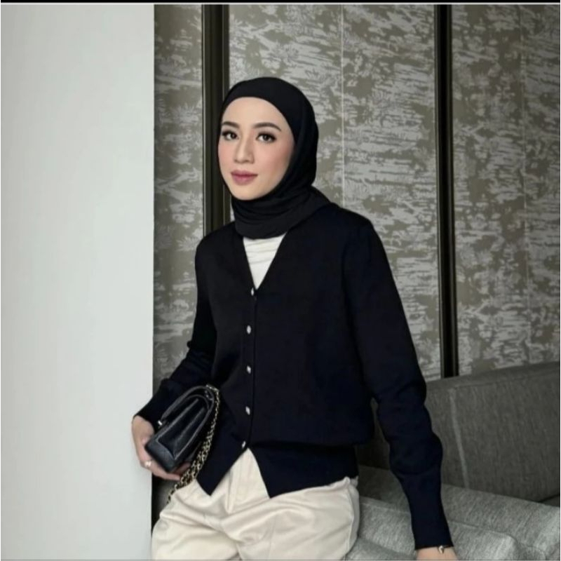 Batwing Zara Moo Veneta GG Essential Kate Balma Sweater Cardy by Gonegani