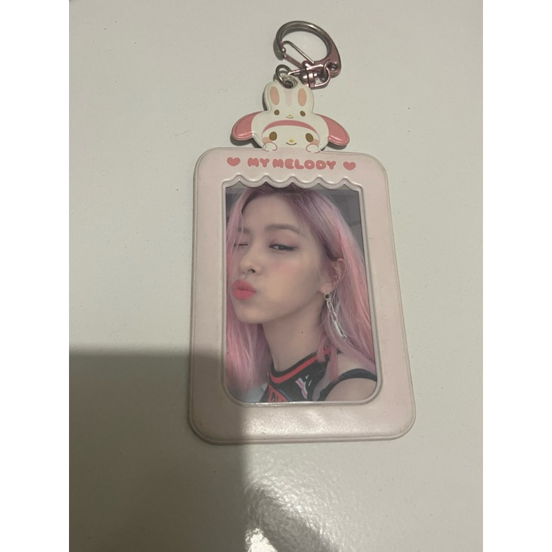photocard itzy icy ryujin pout + cahol my melody