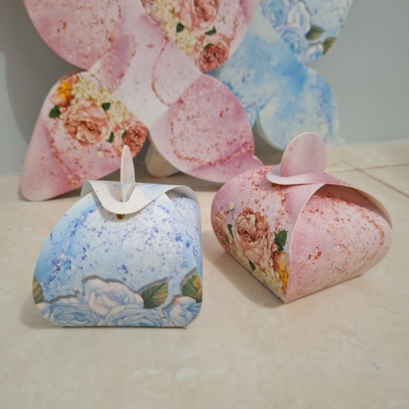 

KOTAK SIRIH PINANG | BOX SOUVENIR | BOX LABU MAWAR