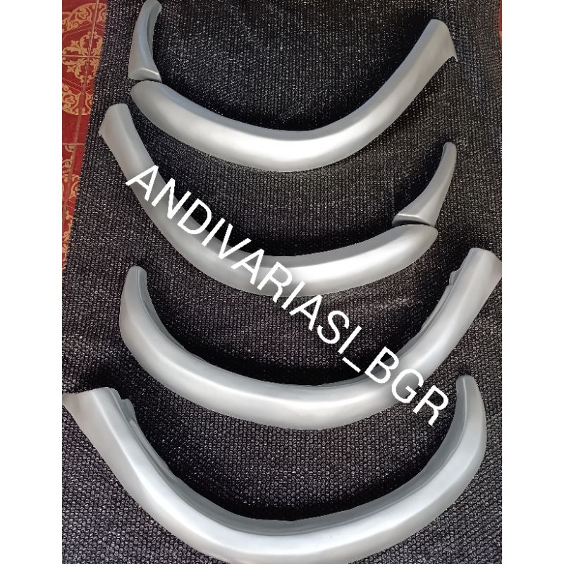 Over fender STRADA L 200 model ori silver