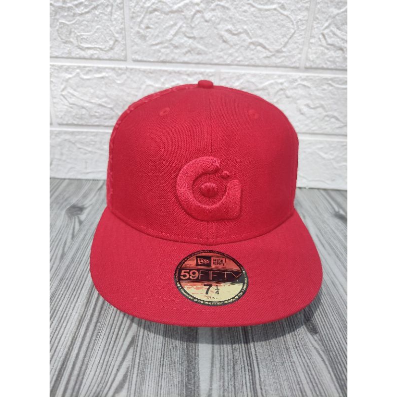 Topi Snapback gravis x new era